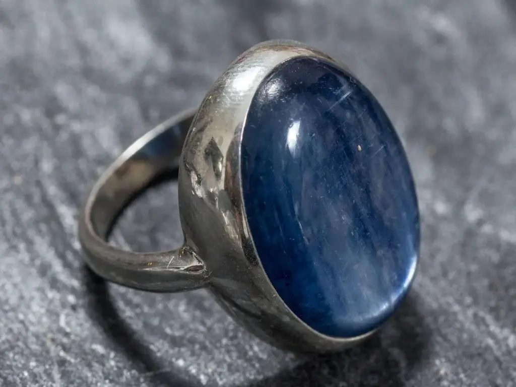 Kyanite Ring